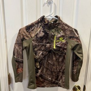 Mossy Oak pullover